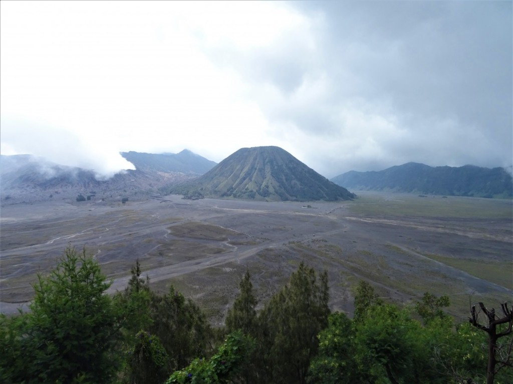 How to visit Bromo without a tour